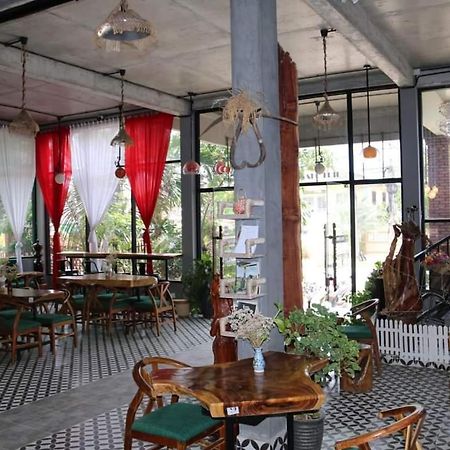 Ravorn Villa Boutique Battambang Luaran gambar