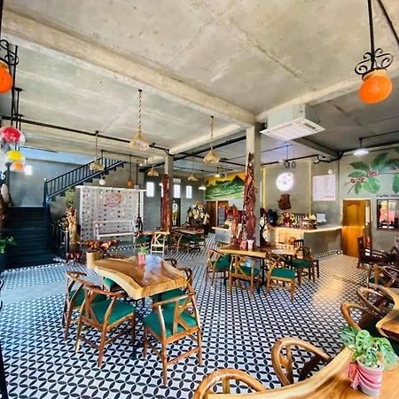 Ravorn Villa Boutique Battambang Luaran gambar