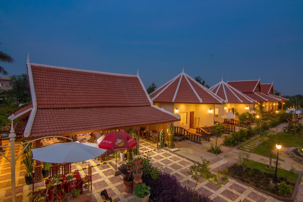 Ravorn Villa Boutique Battambang Luaran gambar