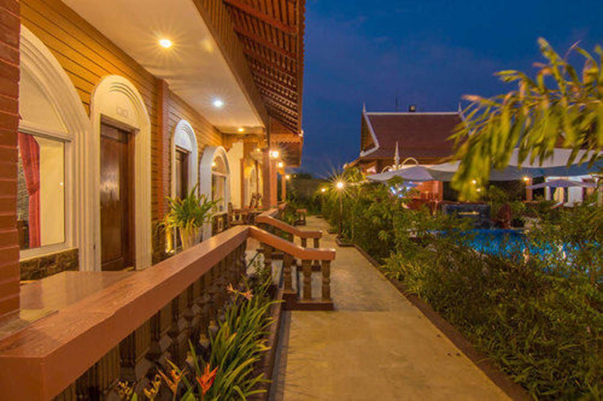 Ravorn Villa Boutique Battambang Luaran gambar