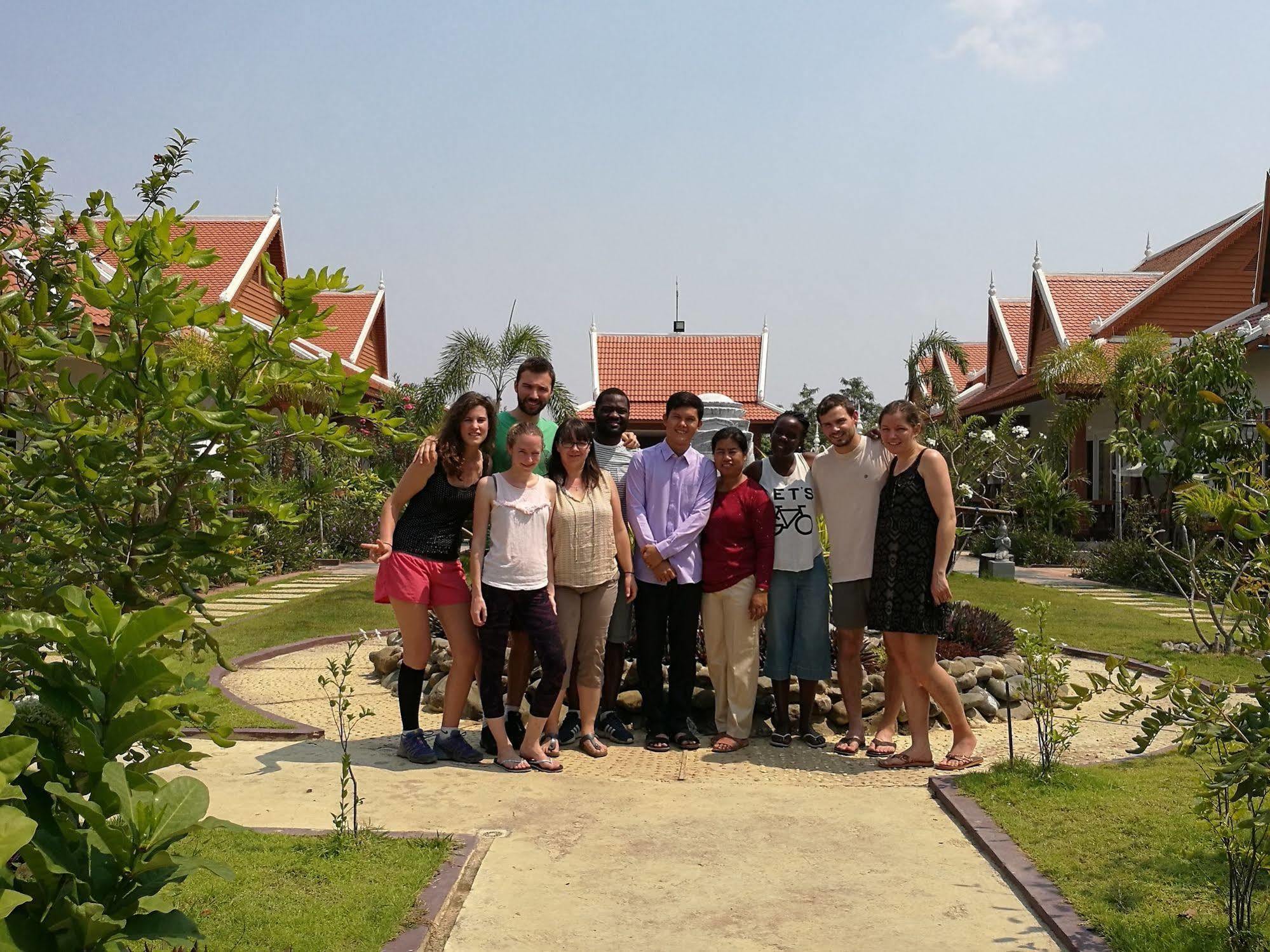 Ravorn Villa Boutique Battambang Luaran gambar