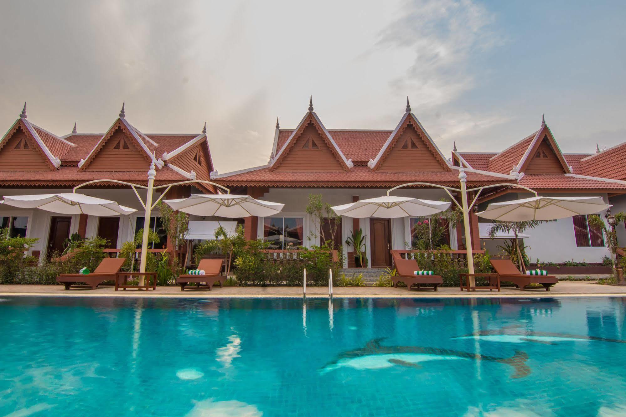 Ravorn Villa Boutique Battambang Luaran gambar